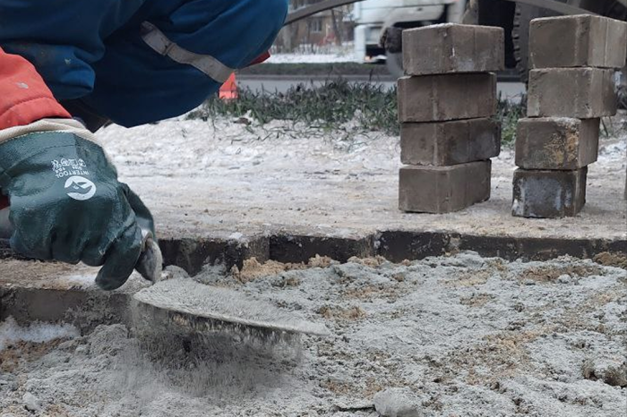 Восстановление тротуарного покрытия в районе ул. Советской Армии, 9А
